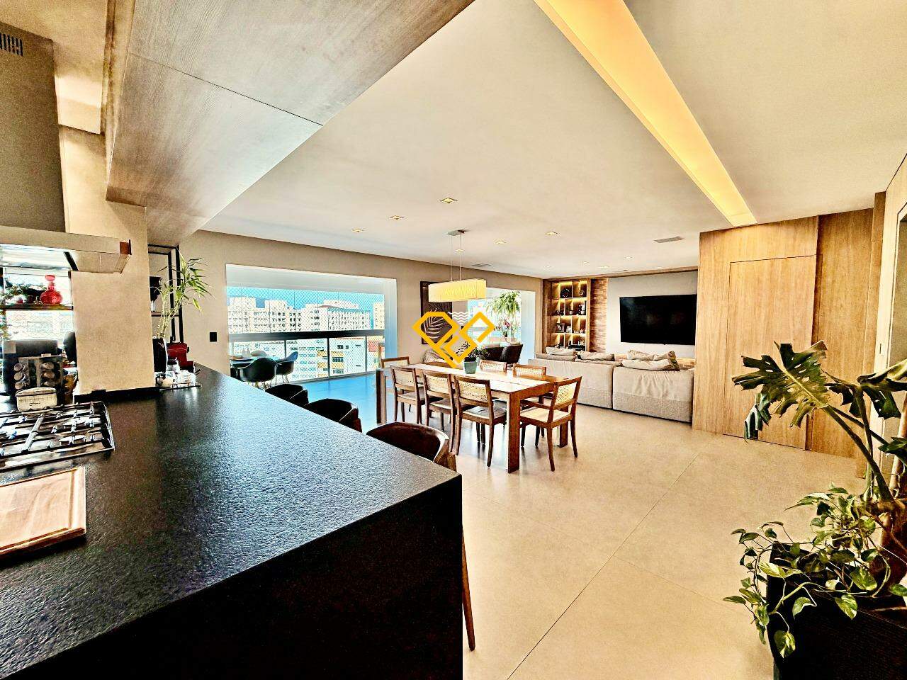 Apartamento à venda no Embaré: Sala de jantar