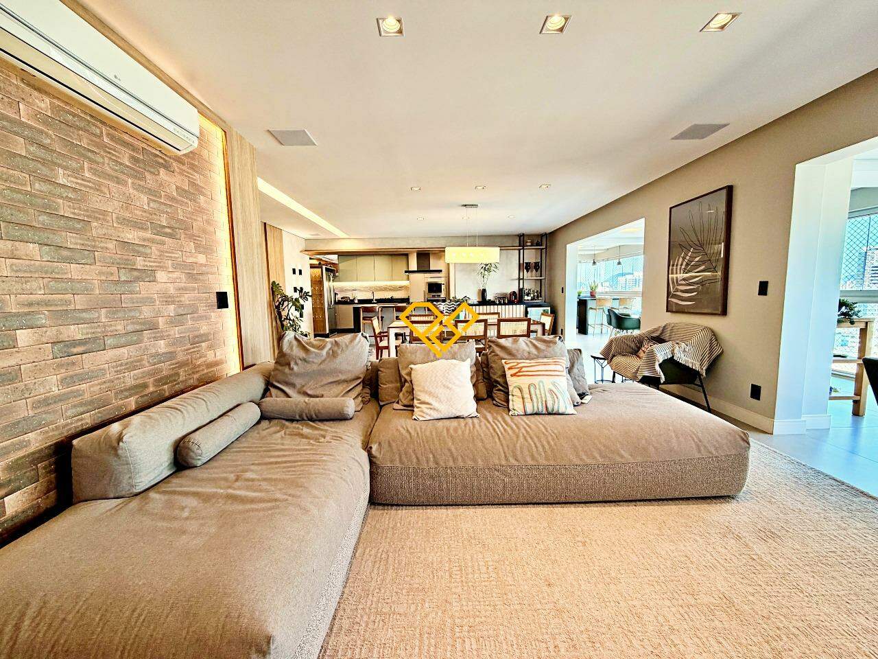 Apartamento à venda no Embaré: Sala