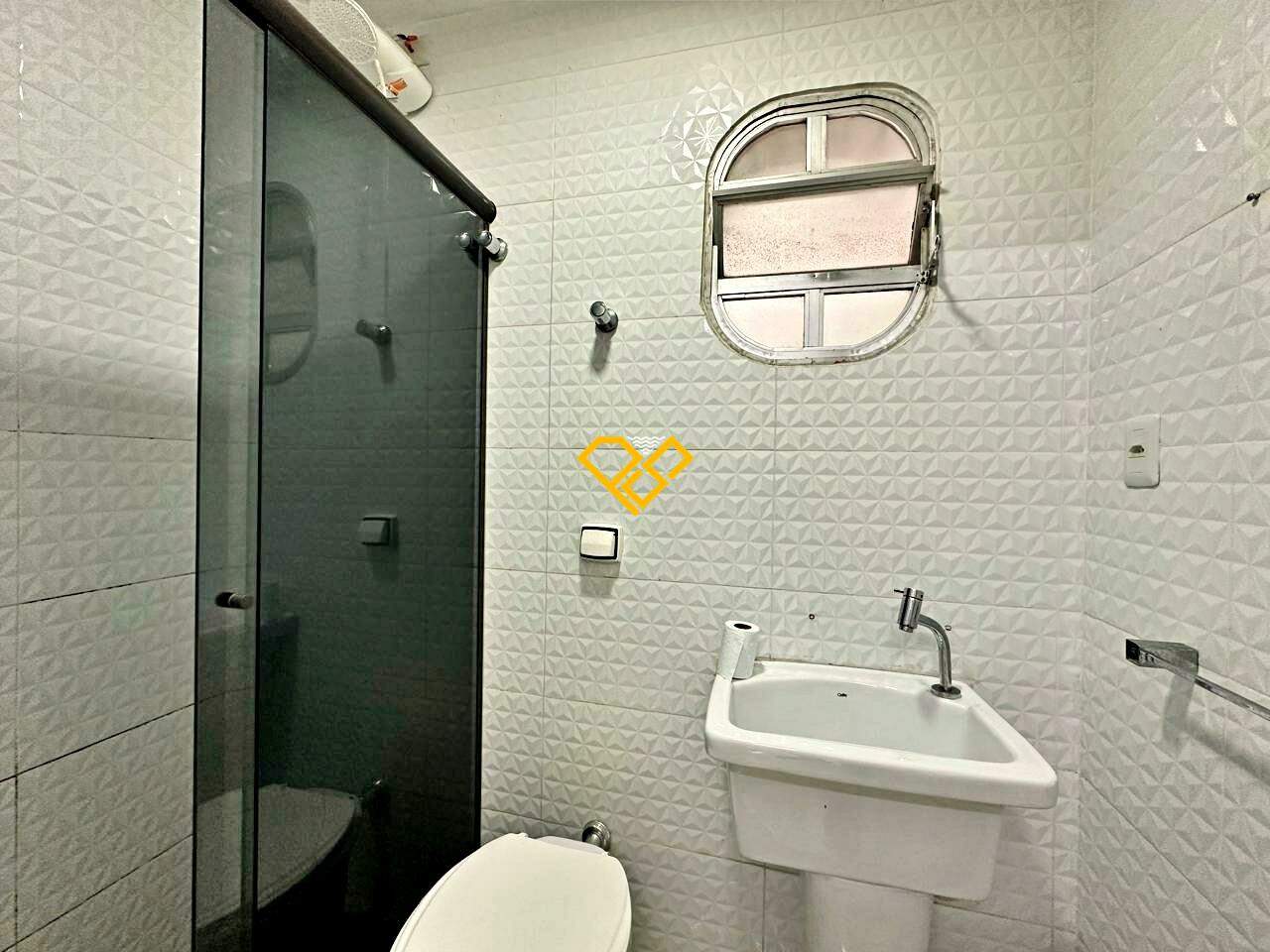 Apartamento à venda no Ponta da Praia: Wc de serviço