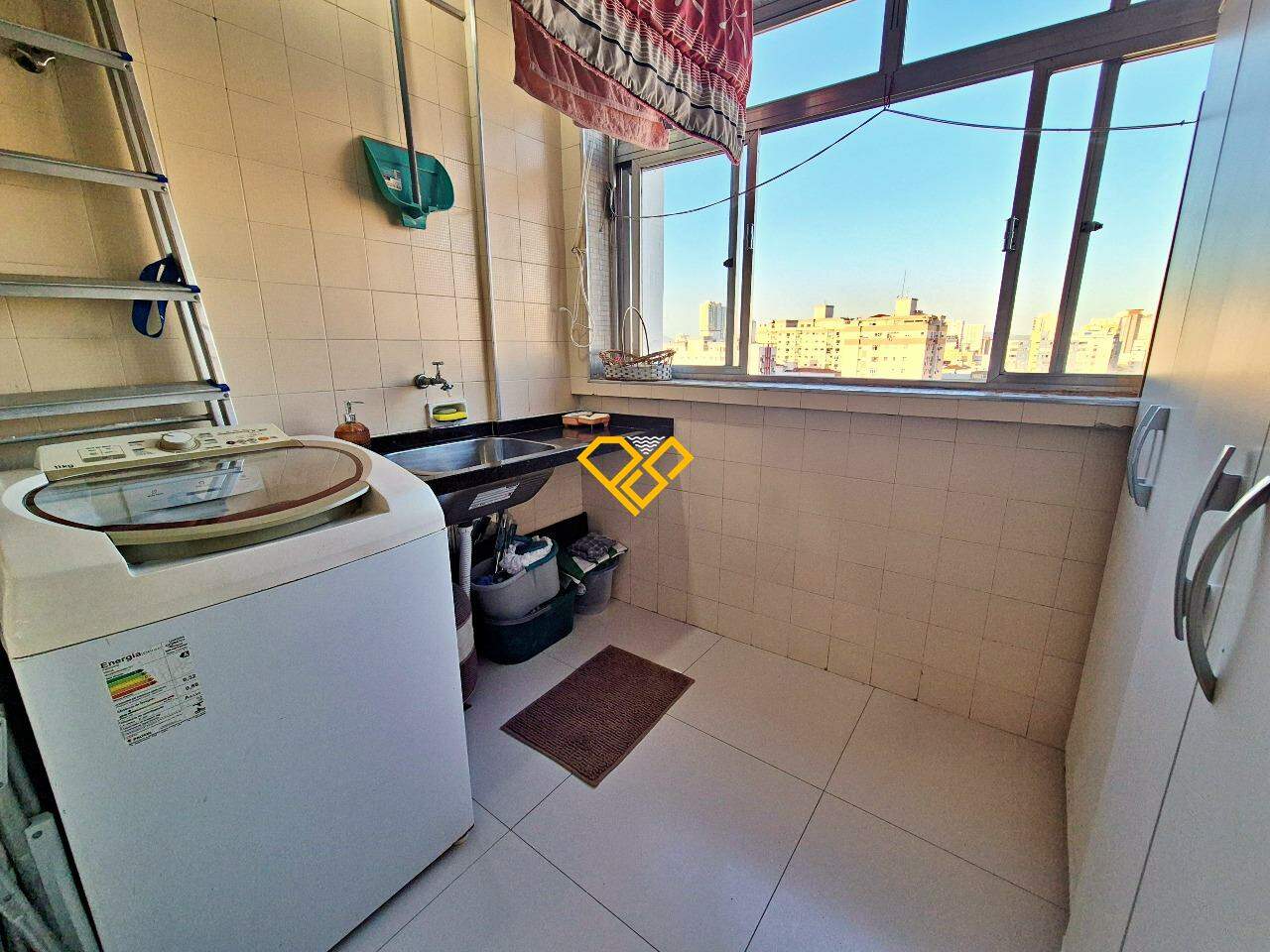Apartamento à venda no Campo Grande: Área de serviço