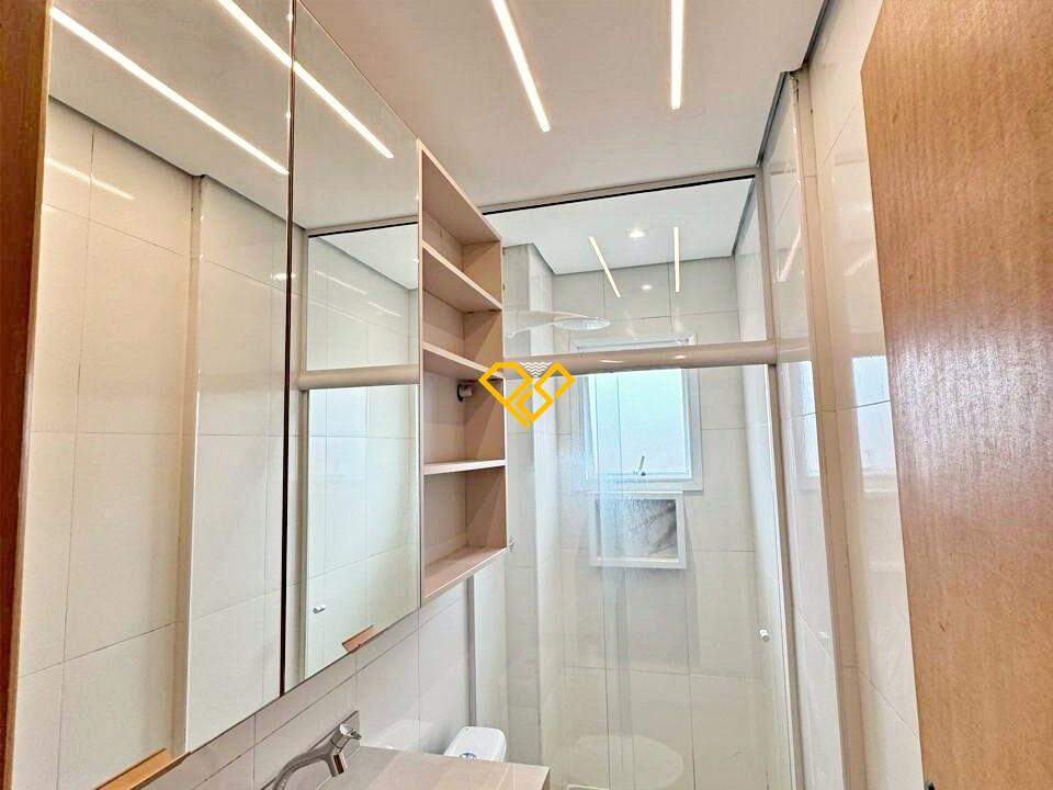 Apartamento à venda no Campo Grande: Wc social