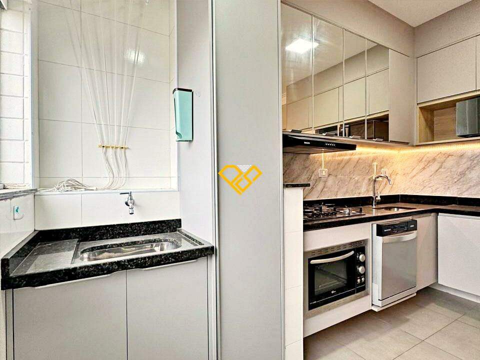 Apartamento à venda no Campo Grande: Cozinha e área de serviço