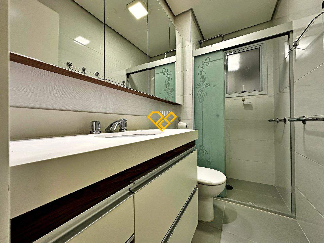 Apartamento à venda no José Menino: Wc social
