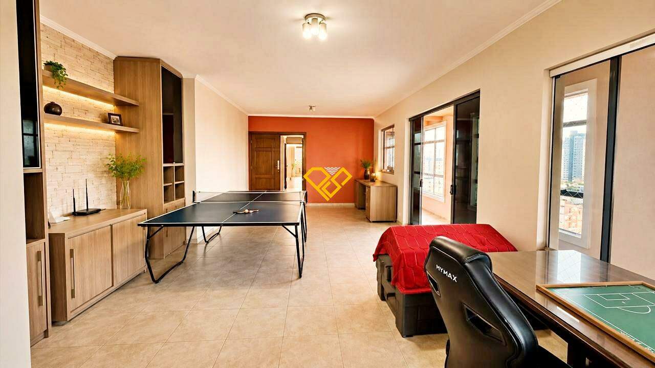 Cobertura à venda no Embaré: Sala 2° piso