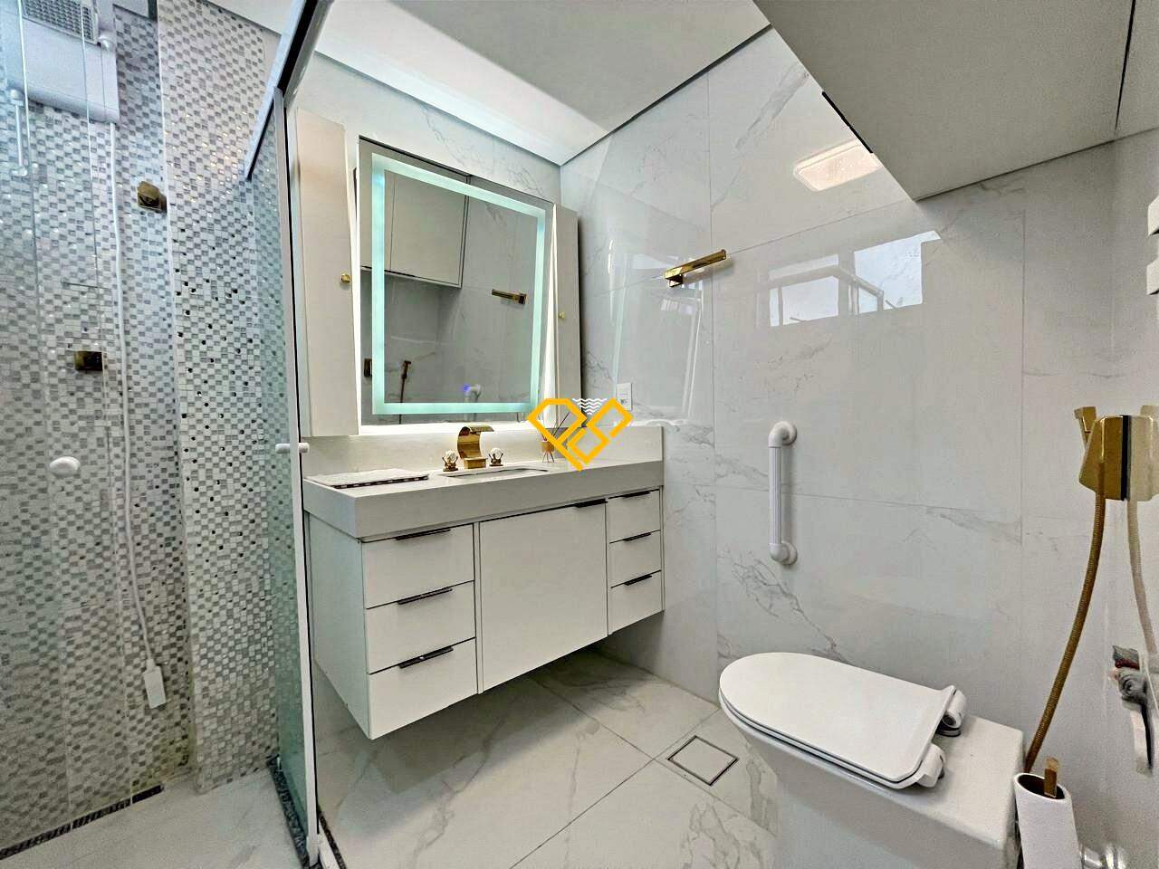 Apartamento à venda no Boqueirão: Wc suíte