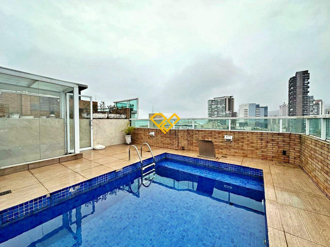 Cobertura à venda no Gonzaga: Piscina