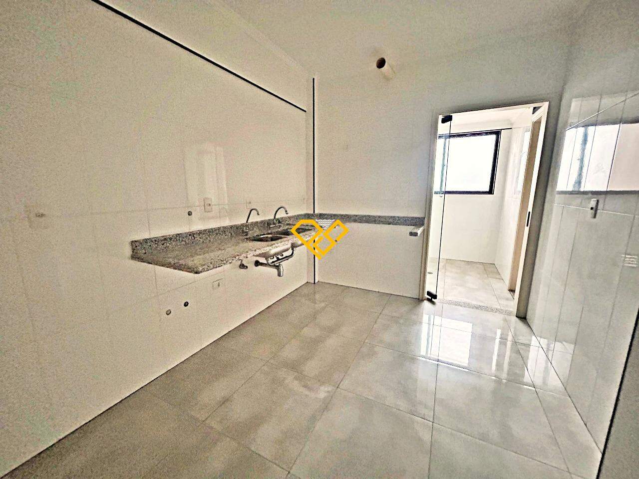 Apartamento à venda no Embaré: Cozinha