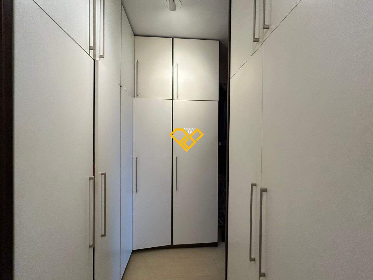 Apartamento à venda no Boqueirão: Dormitório 1 - suíte - closet