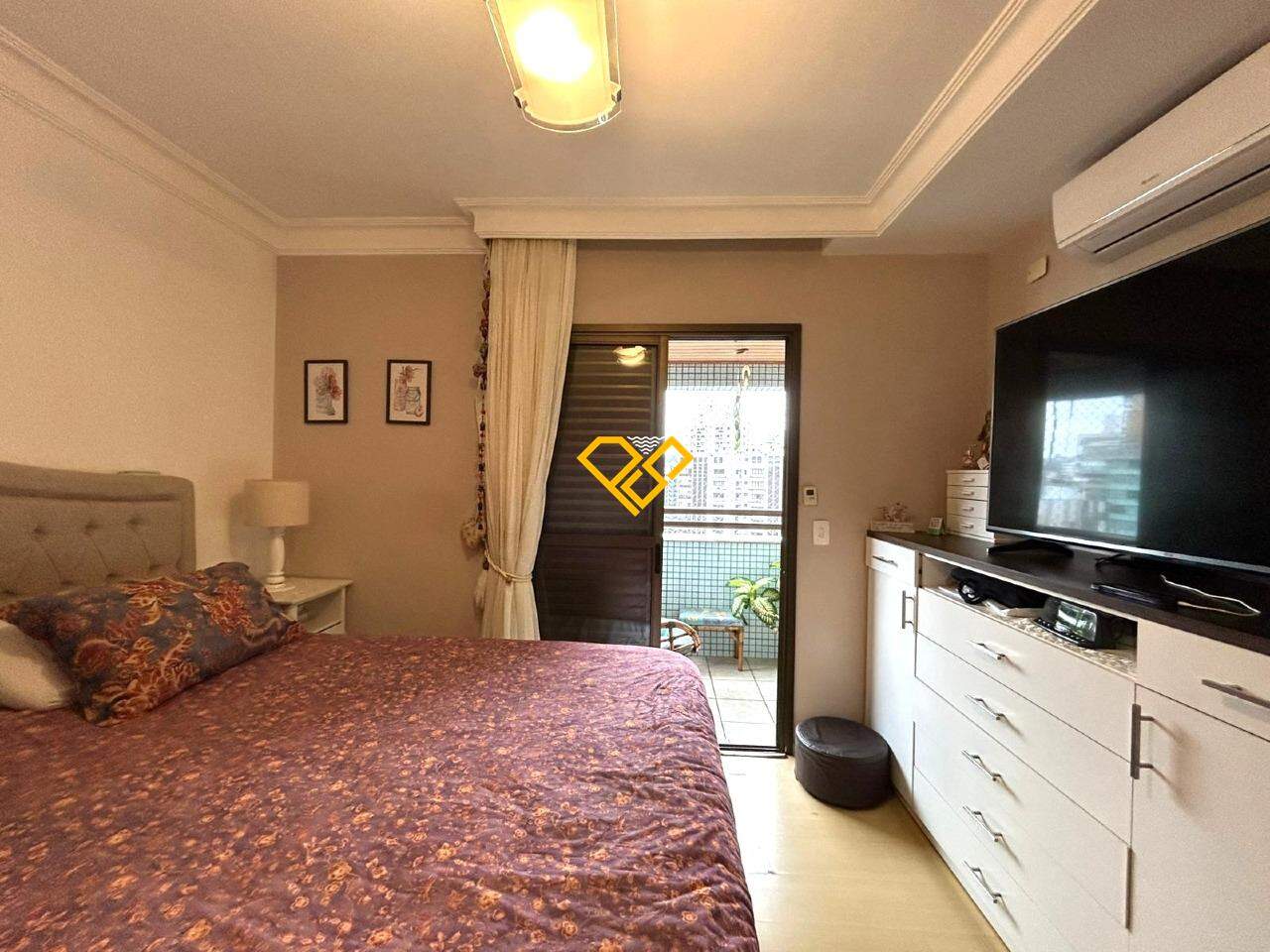 Apartamento à venda no Boqueirão: Dormitório 1 - suíte