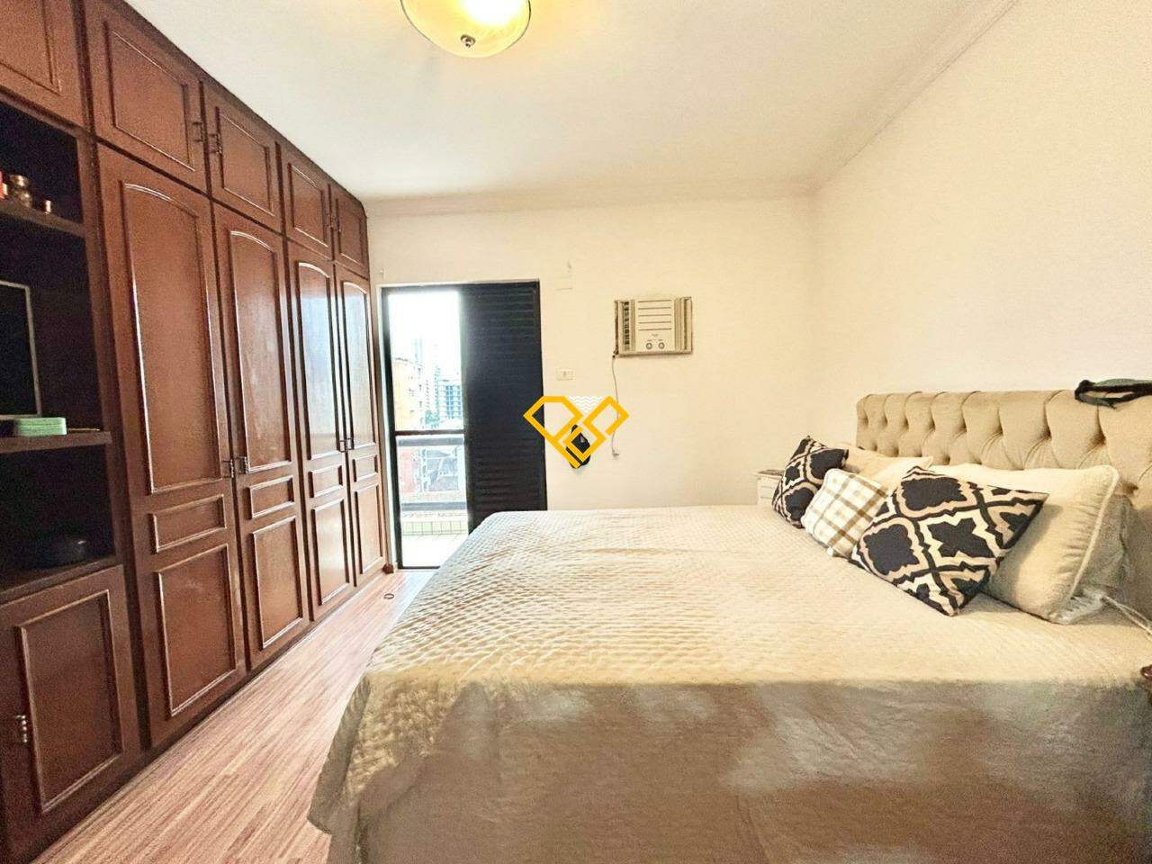 Apartamento à venda no Boqueirão: Dormitório 1 - suíte
