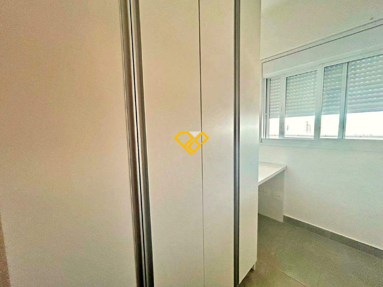 Apartamento à venda no Gonzaga: Dormitório 2