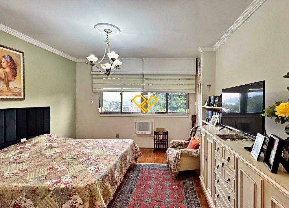Apartamento à venda no Gonzaga: Dormitório 1 - suíte