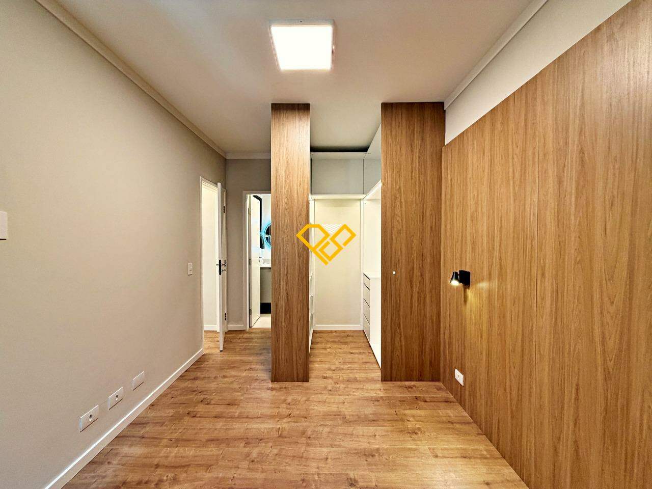 Apartamento para aluguel no Pompéia: Dormitório 1 - suíte
