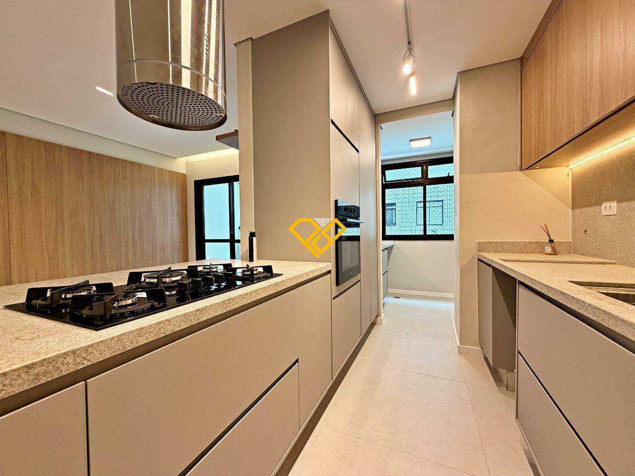 Apartamento para aluguel no Pompéia: Cozinha