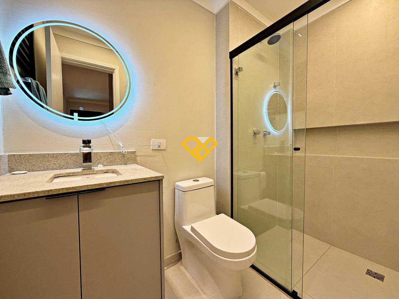 Apartamento para aluguel no Pompéia: Wc suíte