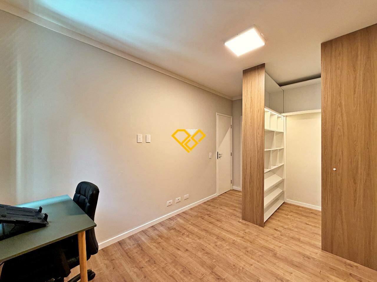 Apartamento para aluguel no Pompéia: Dormitório 1 - suíte