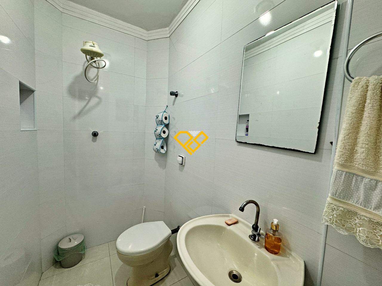 Apartamento à venda no Pompéia: Wc de serviço