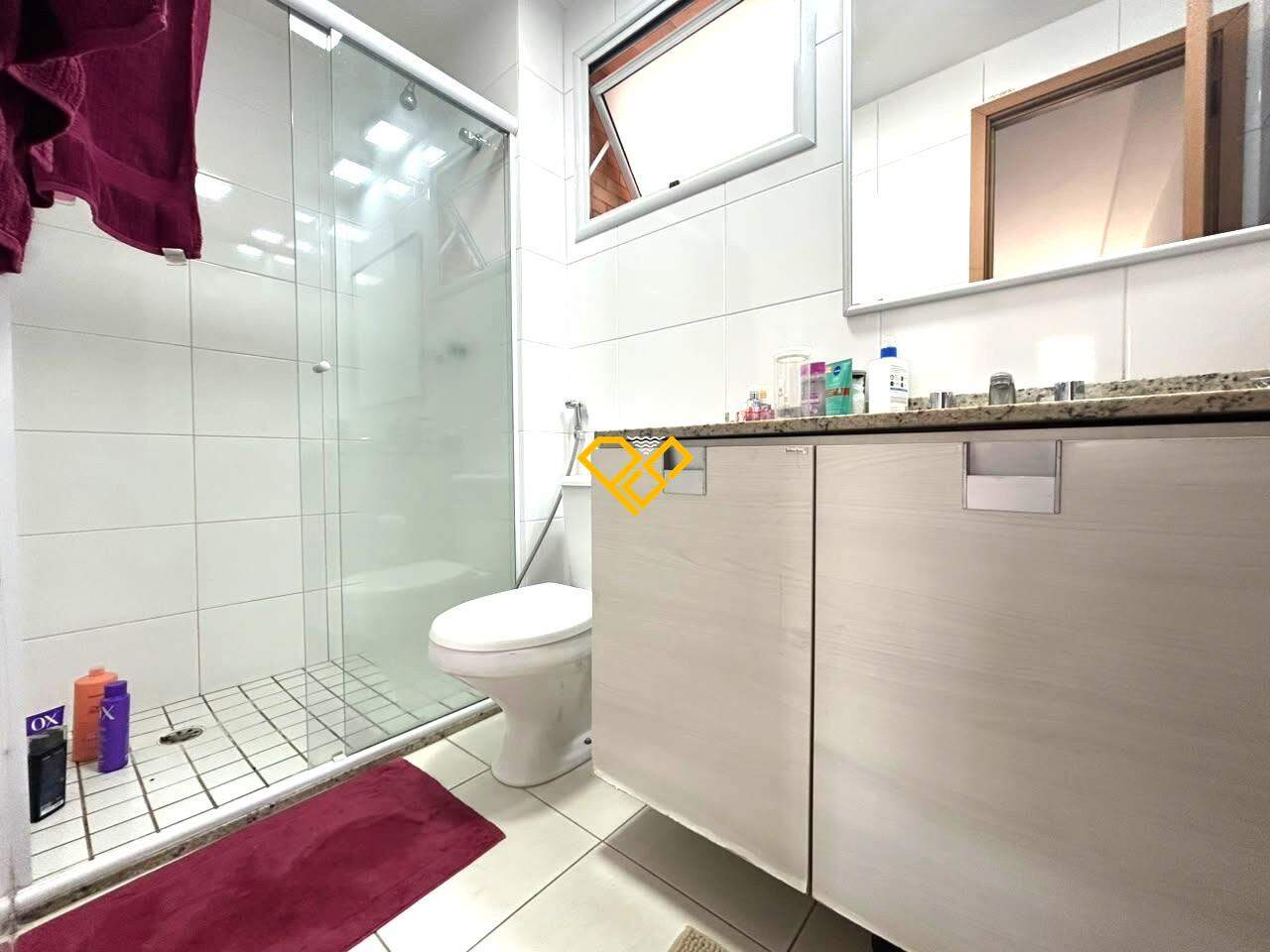 Apartamento à venda no Gonzaga: Wc suíte