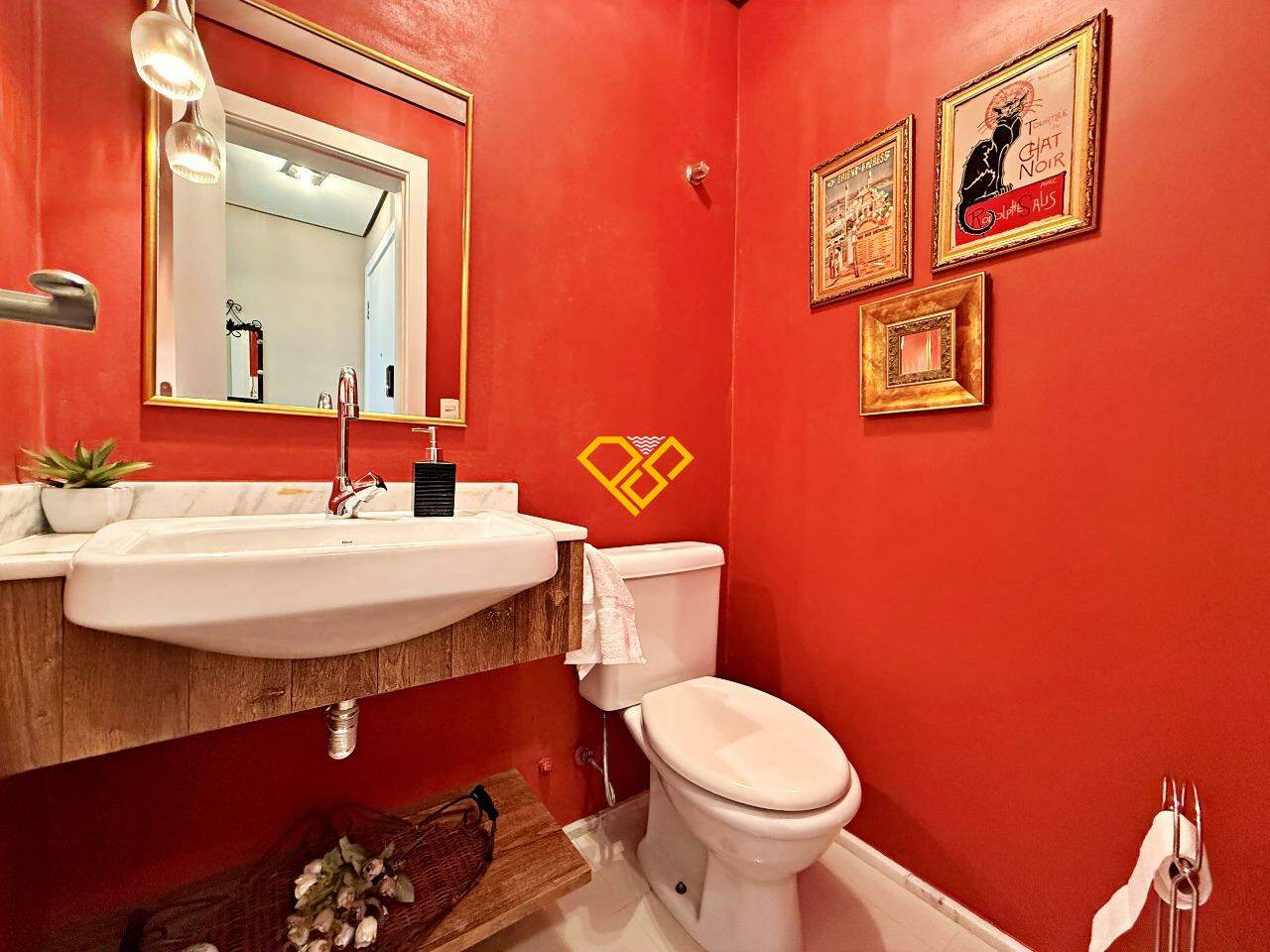 Apartamento à venda no Gonzaga: Lavabo