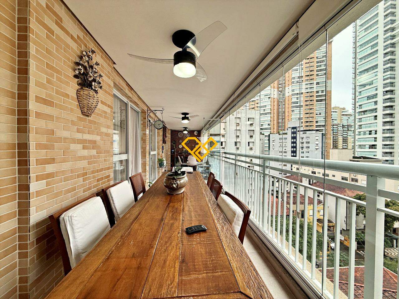 Apartamento à venda no Gonzaga: Varanda