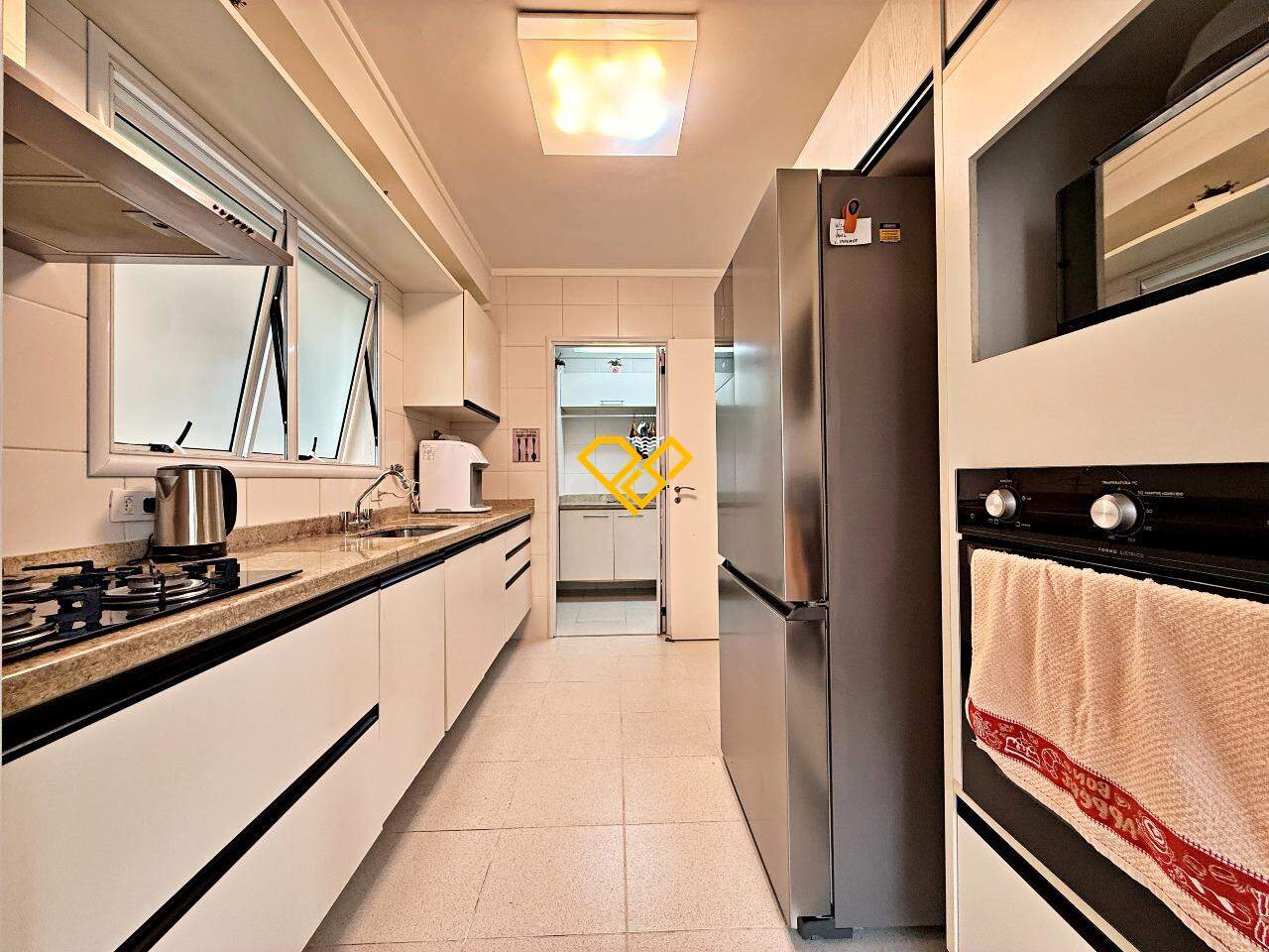 Apartamento à venda no Gonzaga: Cozinha