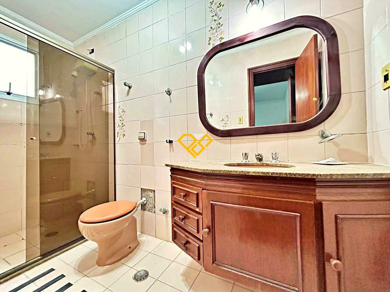 Apartamento para aluguel no Ponta da Praia: Wc suíte 1