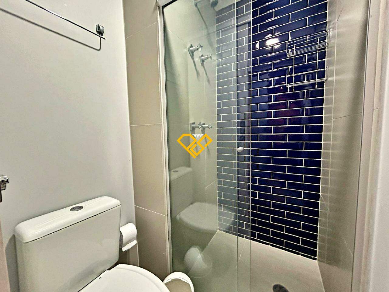 Apartamento à venda no Pompéia: Wc social