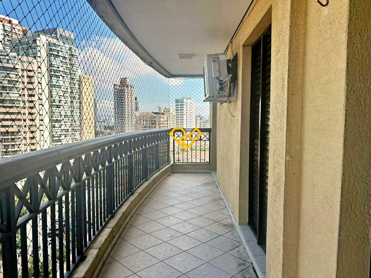 Apartamento à venda no Ponta da Praia: Varanda