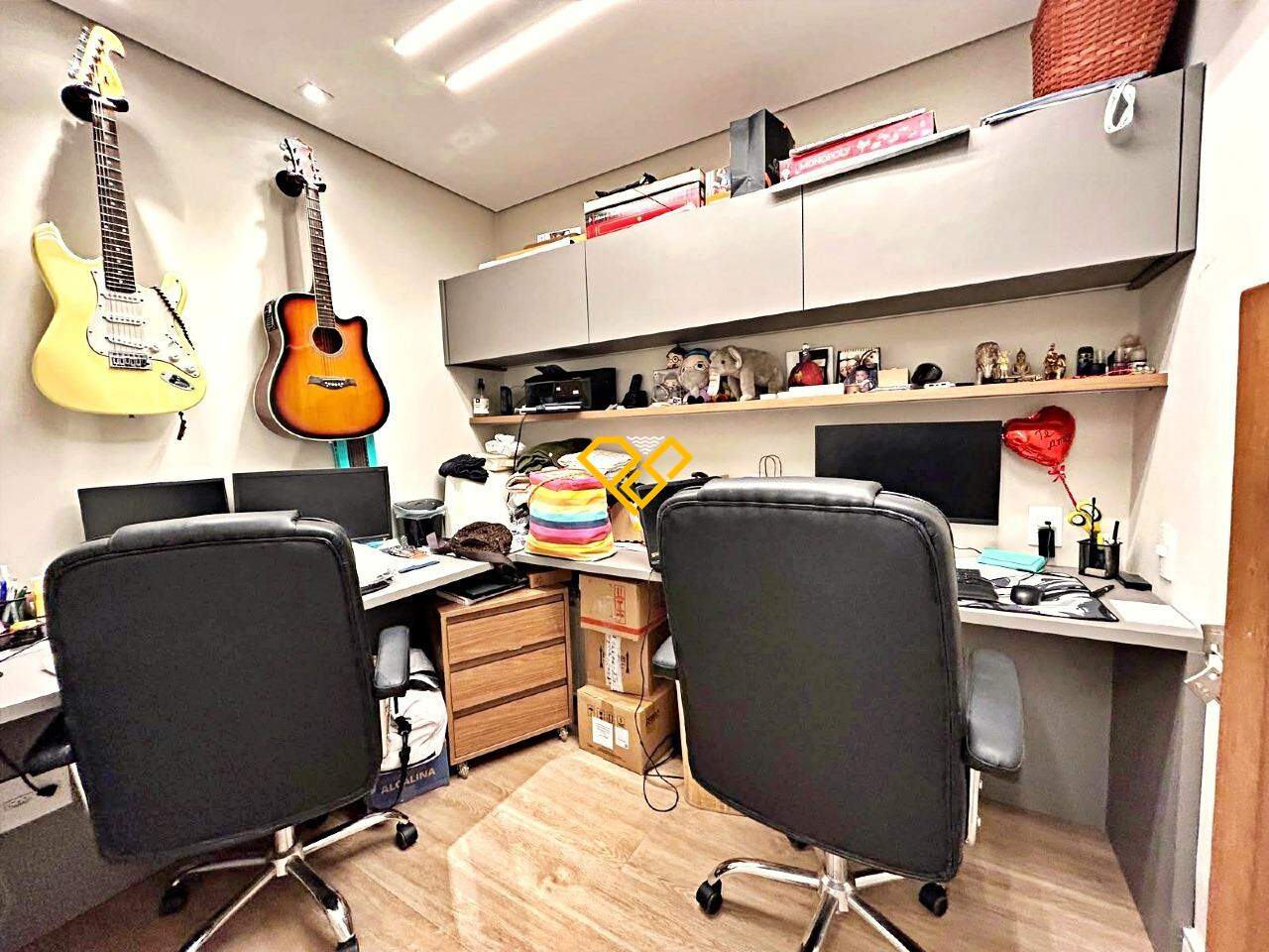 Apartamento à venda no Aparecida: Escritório