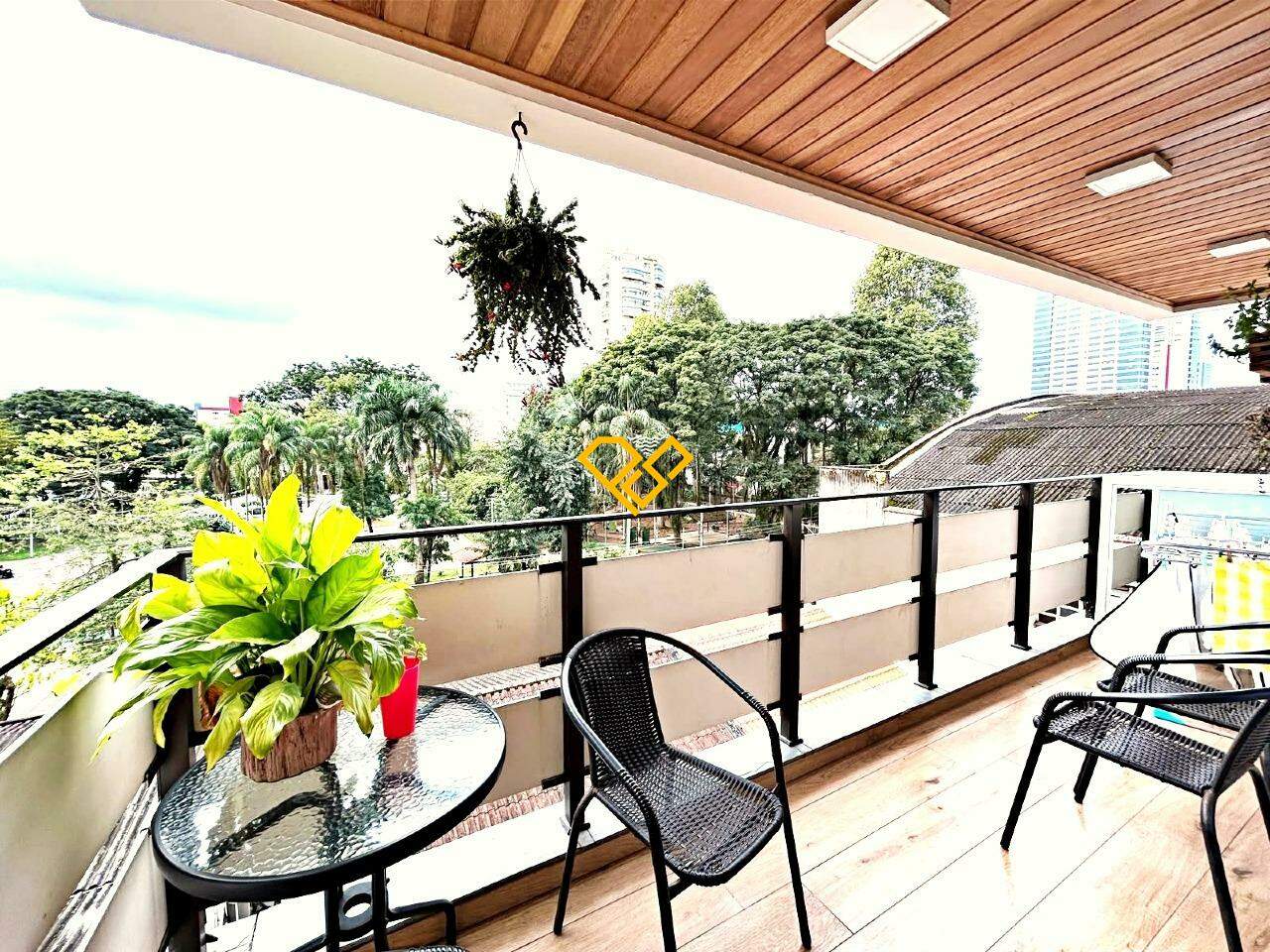 Apartamento à venda no Aparecida: Varanda