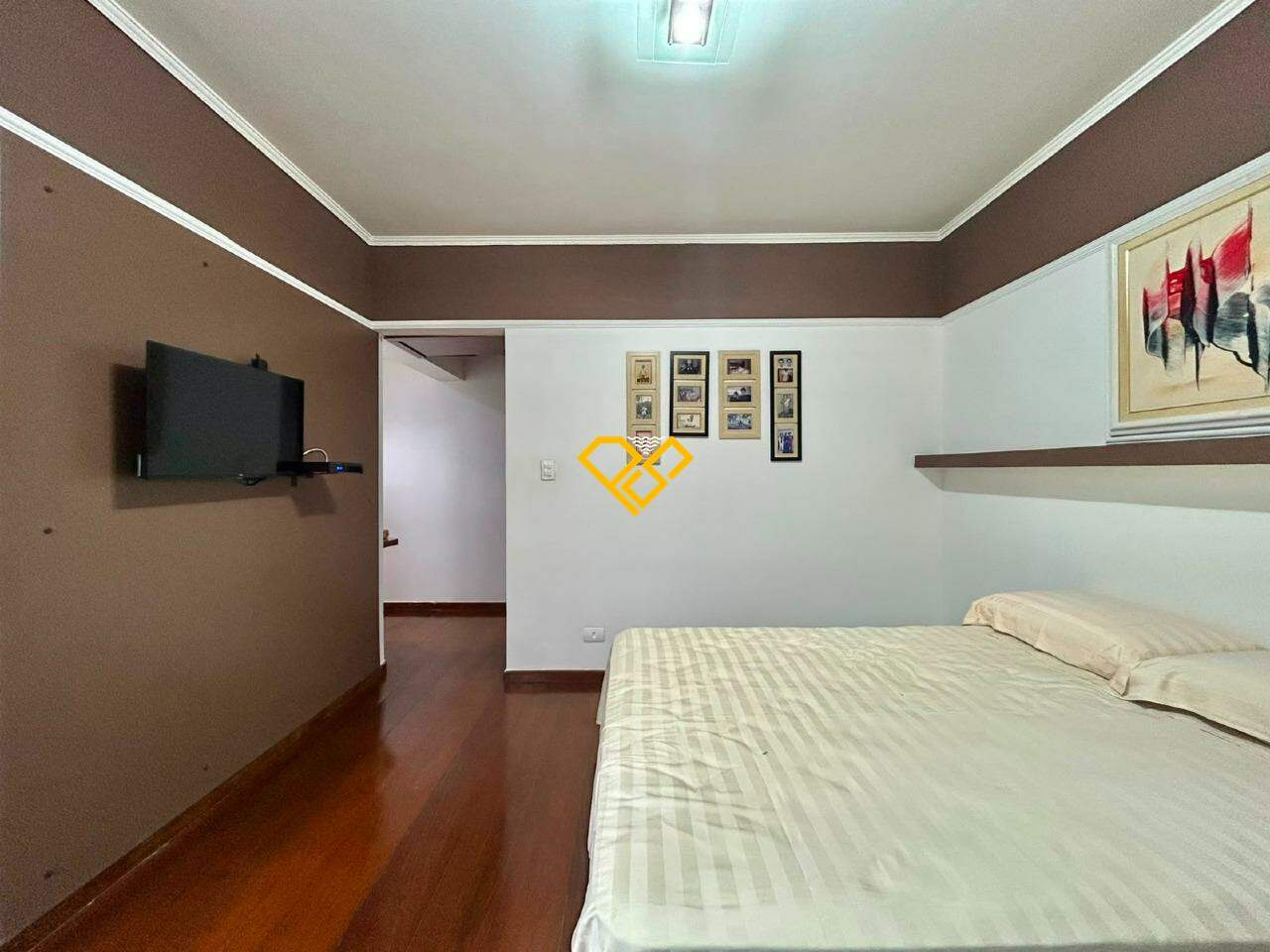 Apartamento para aluguel no Pompéia: Dormitório 1 - suíte