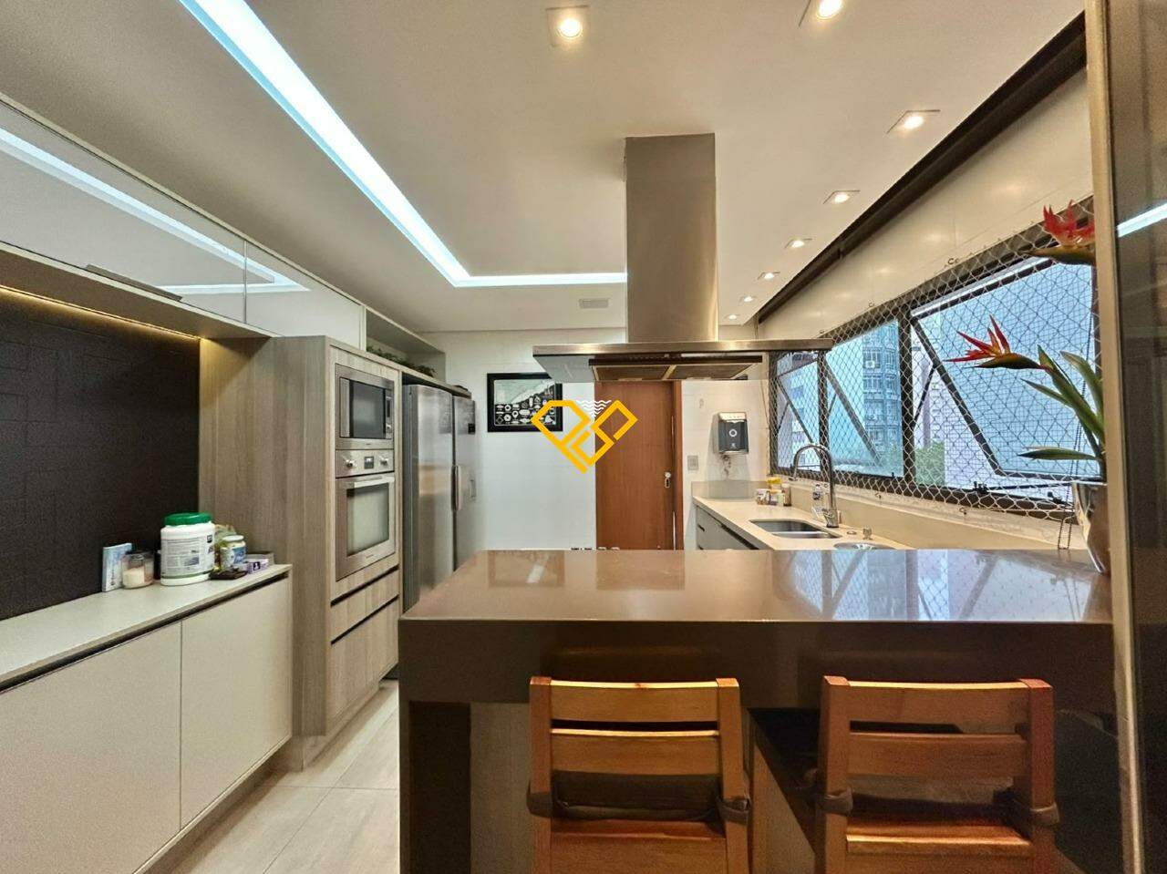 Apartamento para aluguel no Pompéia: Cozinha
