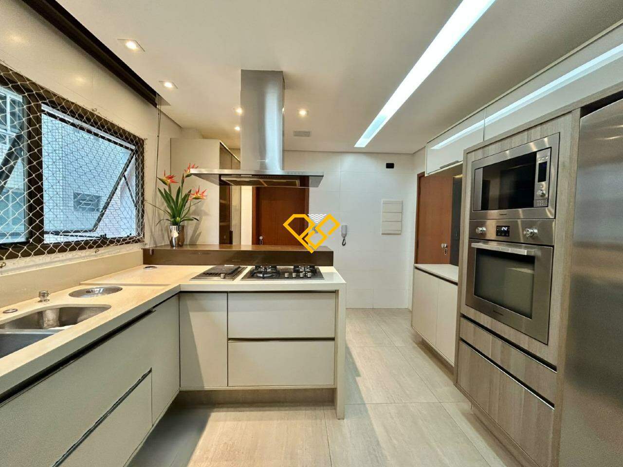 Apartamento para aluguel no Pompéia: Cozinha