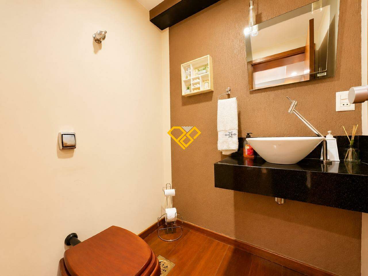 Apartamento para aluguel no Pompéia: Lavabo