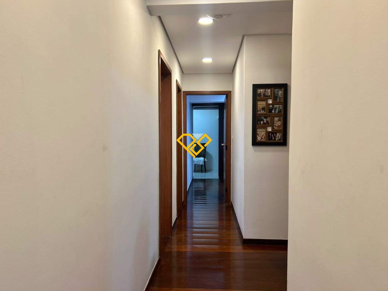 Apartamento para aluguel no Pompéia: Área íntima