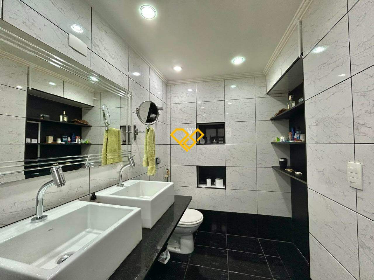 Apartamento para aluguel no Pompéia: Wc suíte