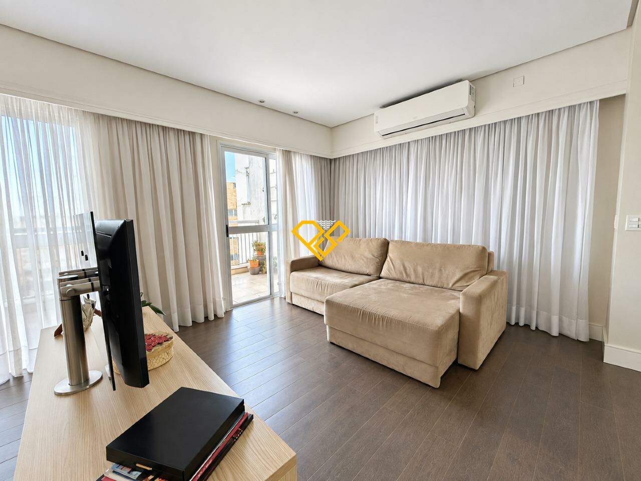 Cobertura à venda no Gonzaga: Sala