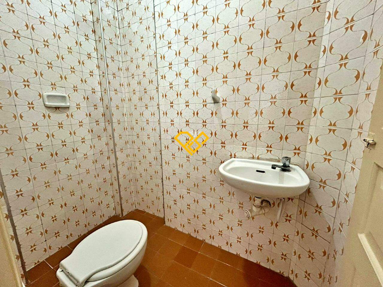 Apartamento à venda no Gonzaga: Wc de serviço