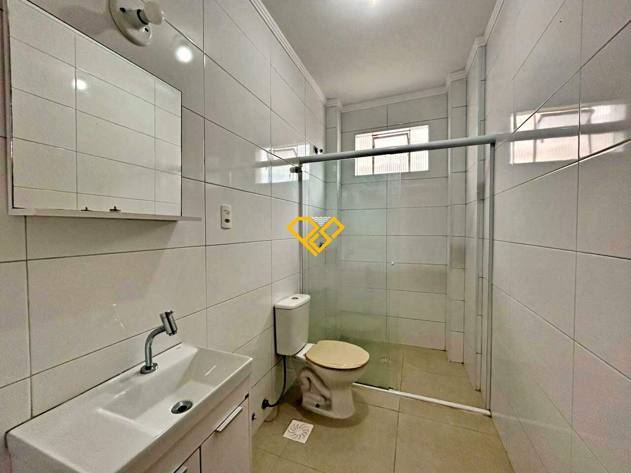 Apartamento à venda no Gonzaga: Wc social
