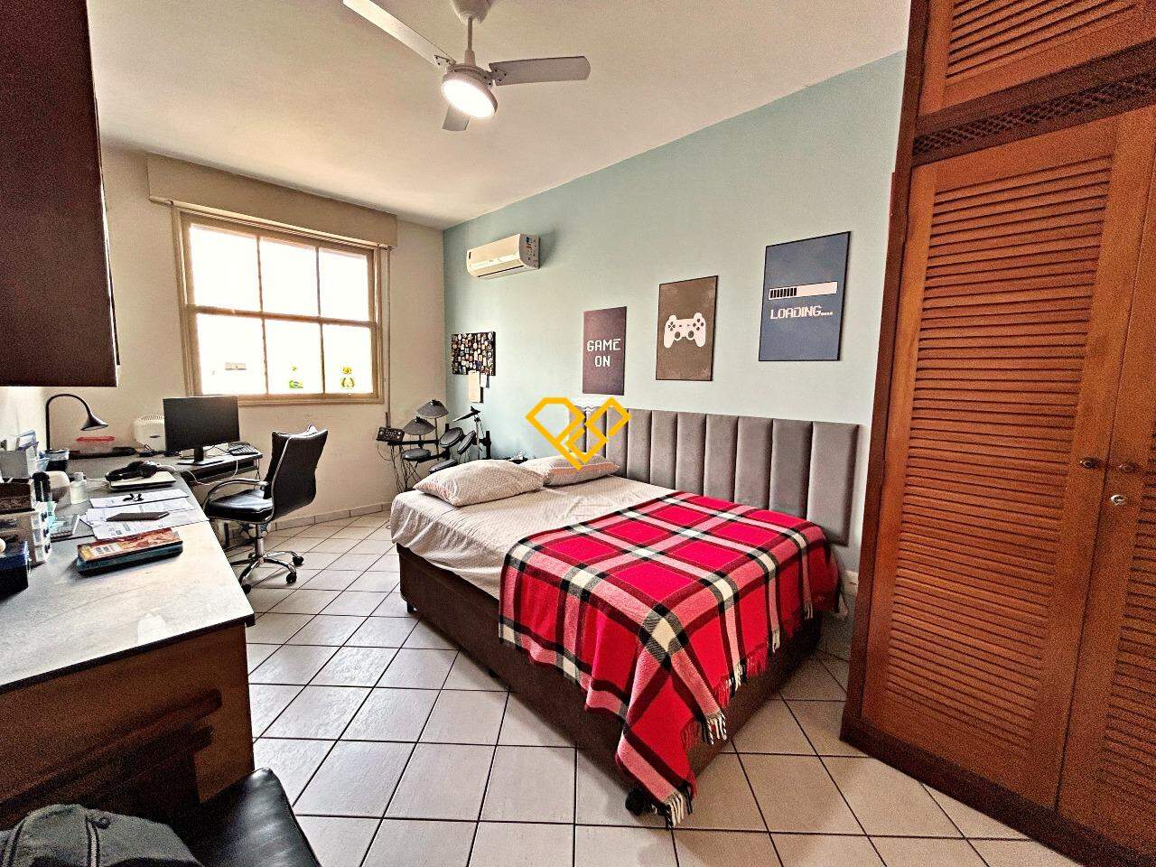 Apartamento à venda no Embaré: Dormitório 2