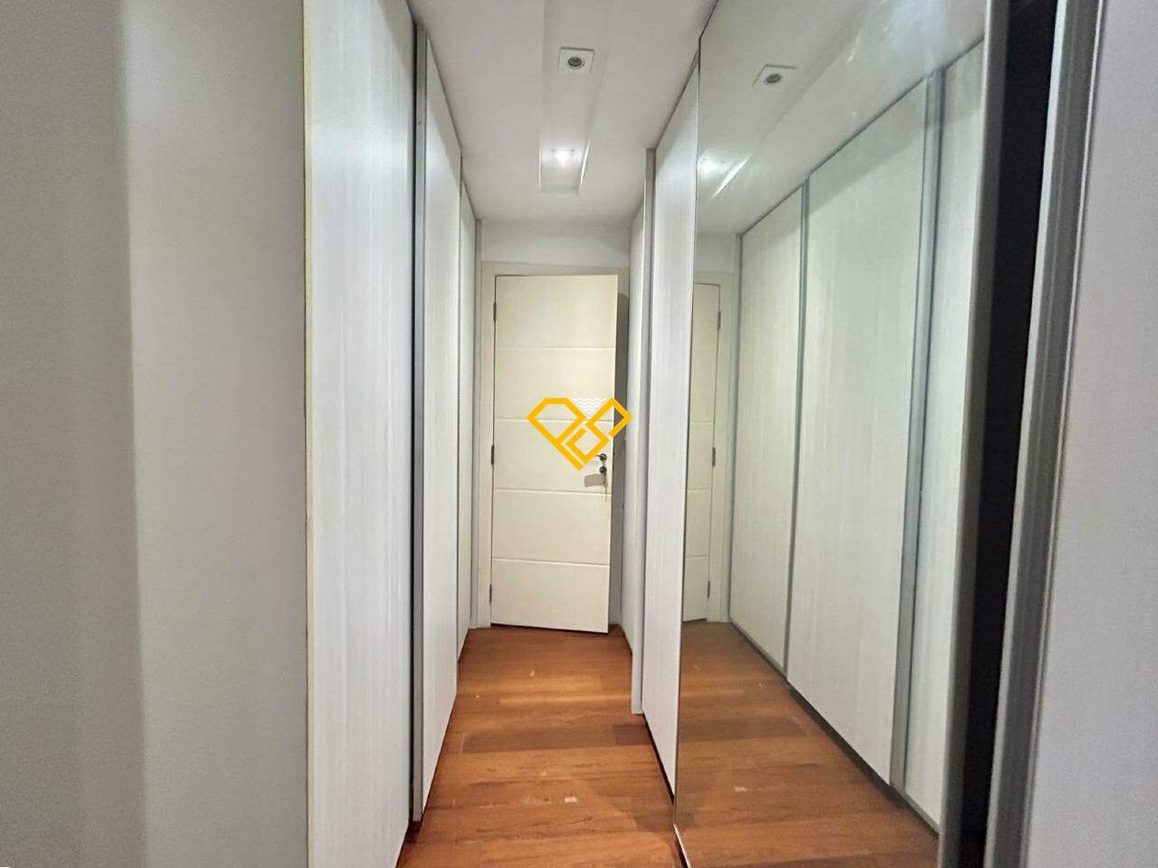 Apartamento à venda no Gonzaga: Dormitório 1 - suíte master