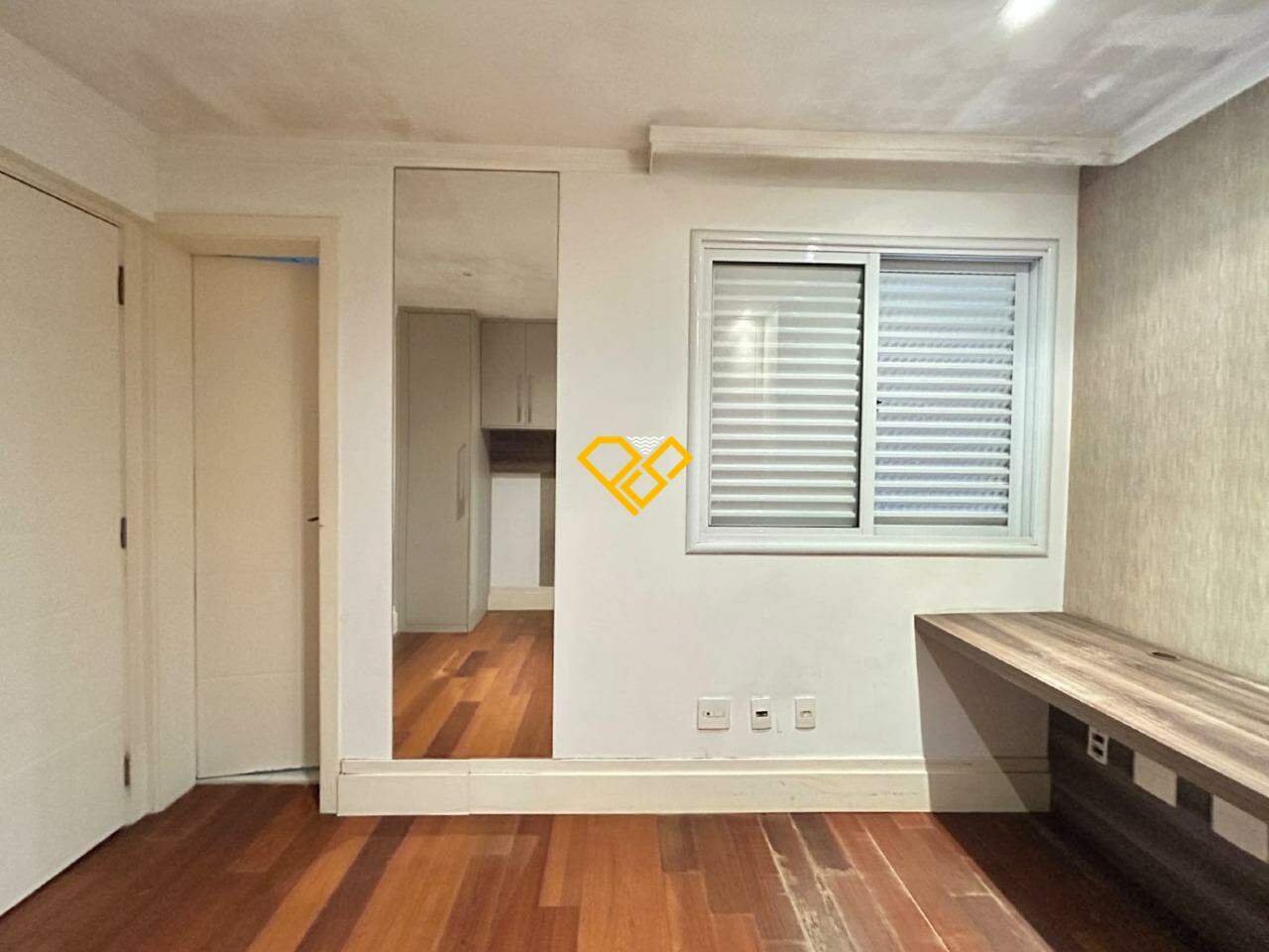 Apartamento à venda no Gonzaga: Dormitório 3 - suíte