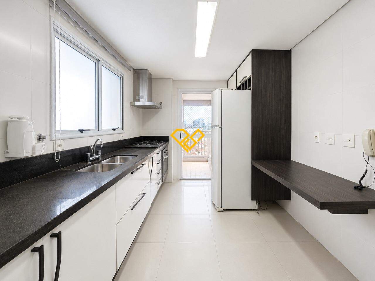 Apartamento à venda no Gonzaga: Cozinha