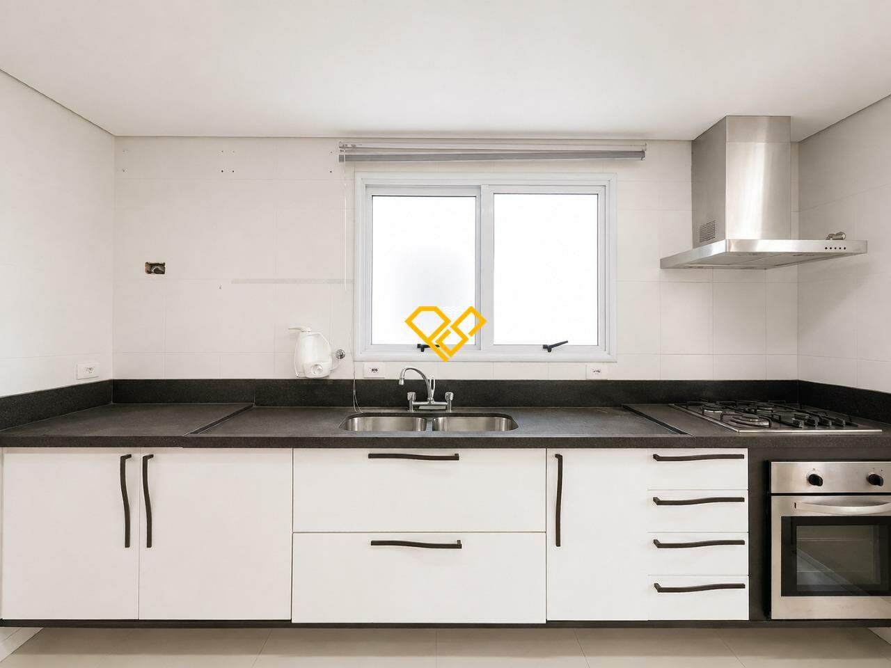Apartamento à venda no Gonzaga: Cozinha