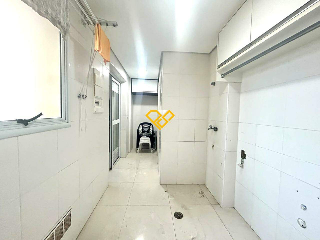 Apartamento à venda no Gonzaga: Área de serviço