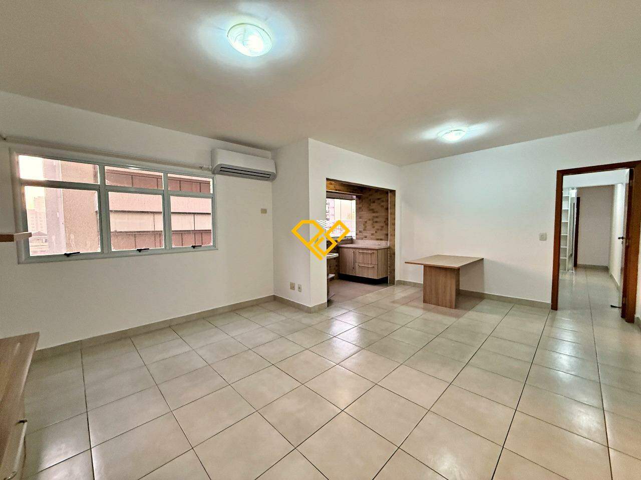 Apartamento para aluguel no Embaré: Sala