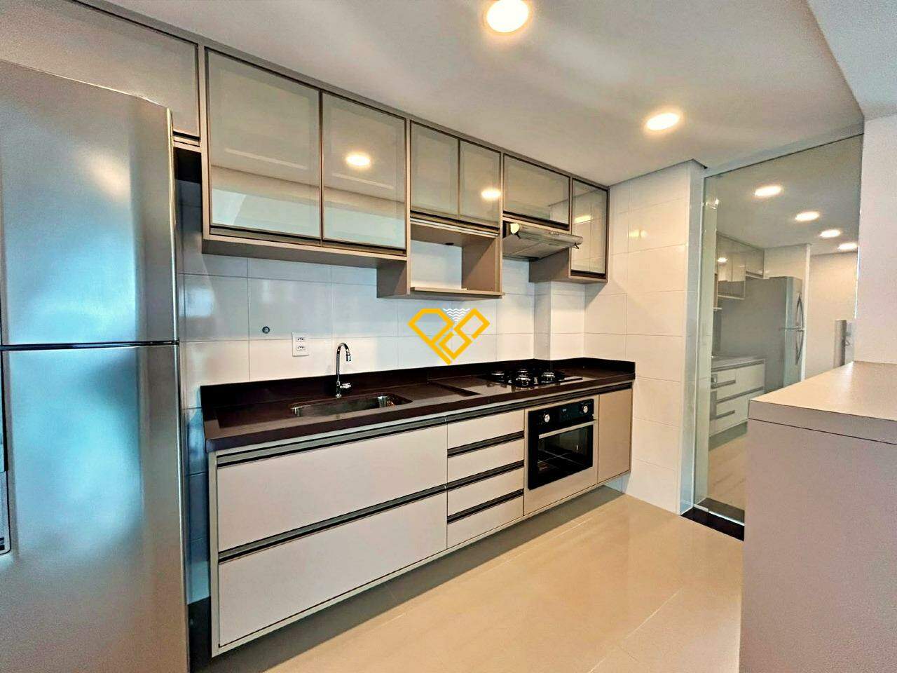 Apartamento à venda no Embaré: