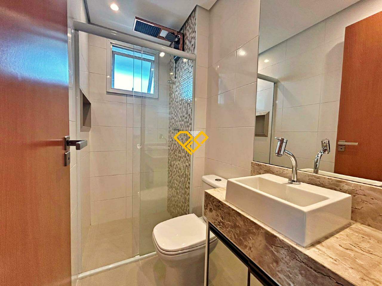 Apartamento à venda no Embaré: Wc social