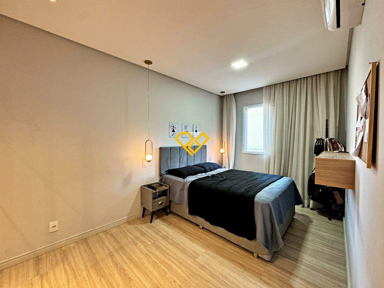 Apartamento para aluguel no Marapé: Dormitório 1 - suíte