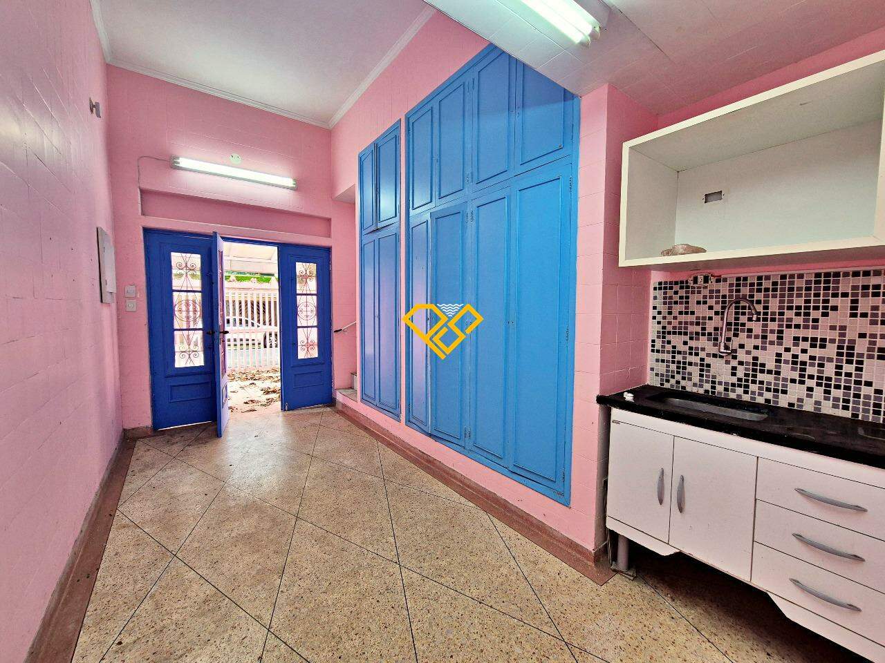 Sobrado à venda no Gonzaga: Sala